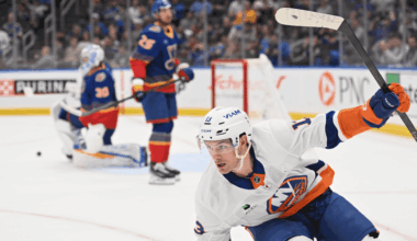 Islanders rally from 3 down, top Blues in OT in Schenn’s return