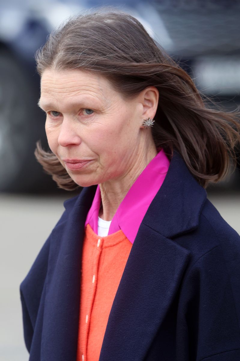 Within this highly visible series of events, Lady Sarah Chatto, daughter of Princess Margaret and niece of Queen Elizabeth II, made several notable and uncommon public appearances. 