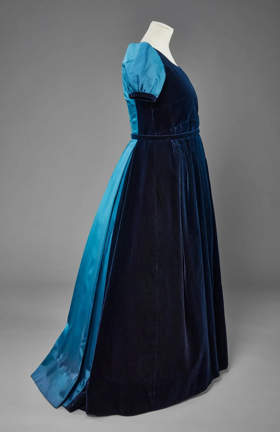 formal dress featuring a blue and black color scheme