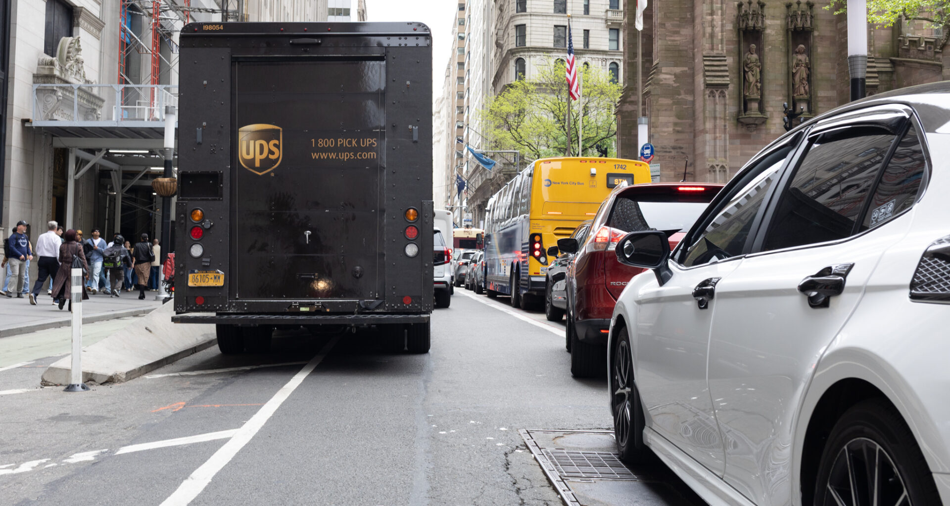 UPS Tops List of Bus-Lane Blockers Caught on Camera Last Year