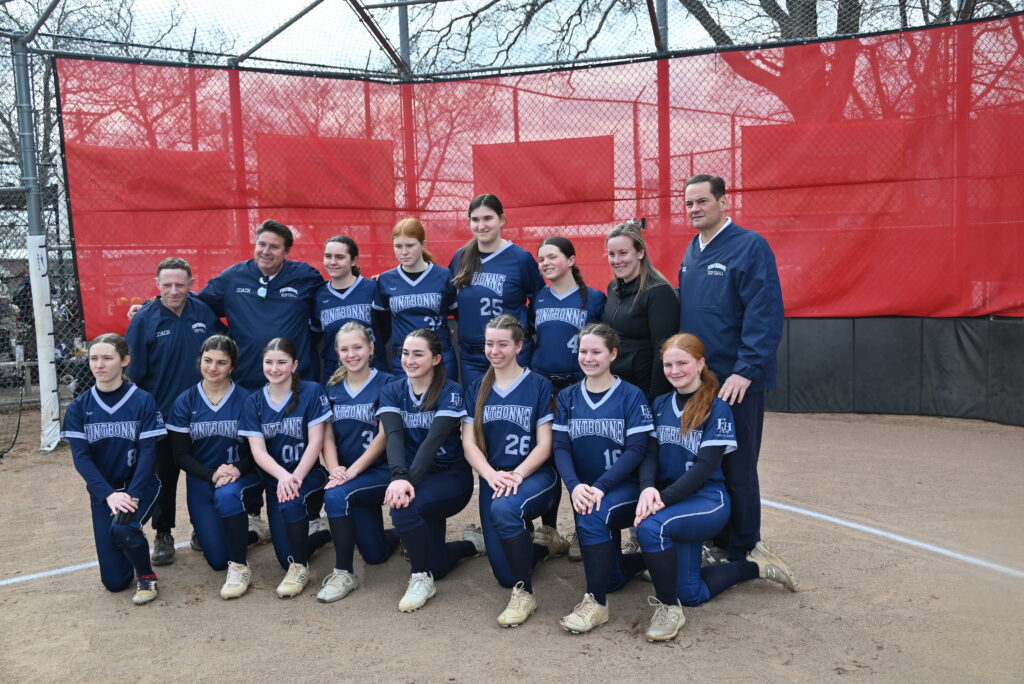 Bonnies open season with a frosh look 