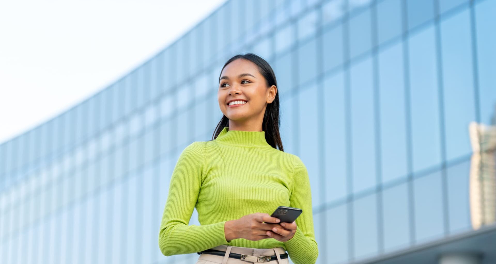 Top 10 large U.S. cities for recent college grads in 2026—3 are in Texas