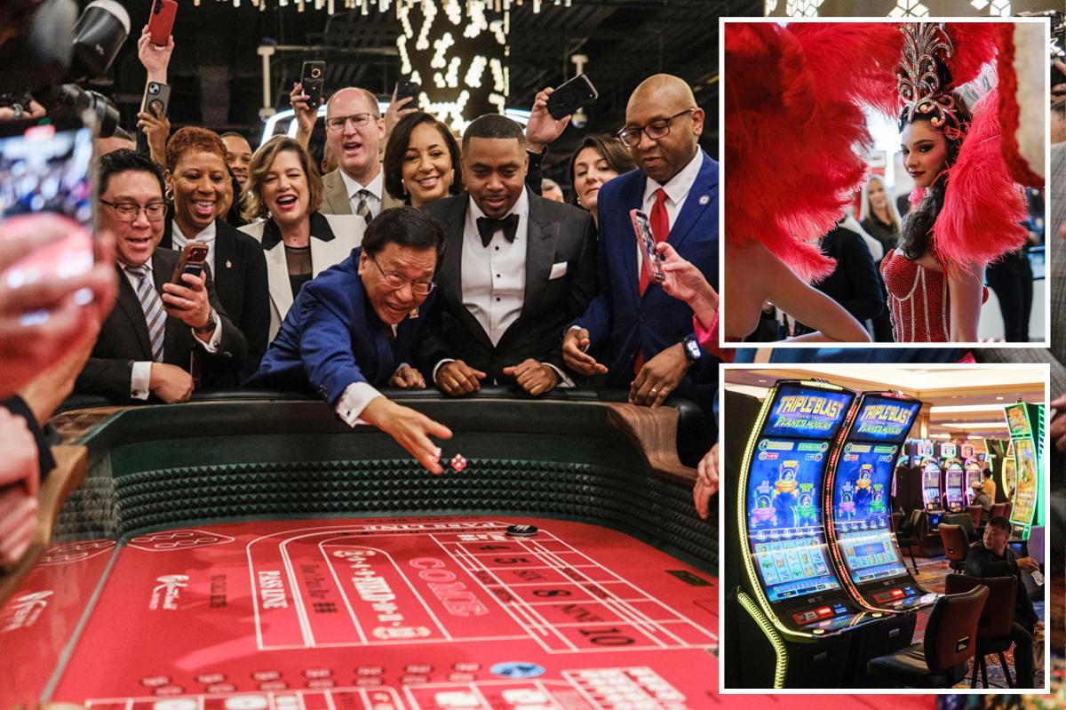 NYC first full-fledged casino Resorts World opens its doors