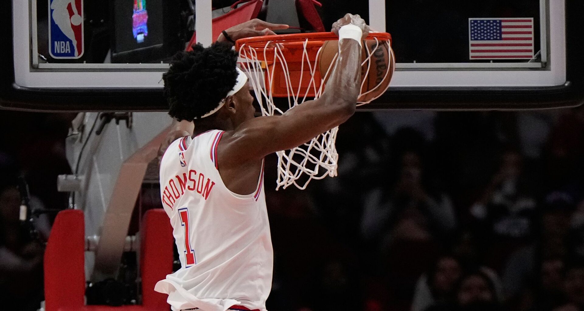 Houston Rockets roll past New York Knicks for third straight win