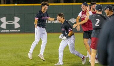 Elon Walks Off Queens - Elon University Athletics