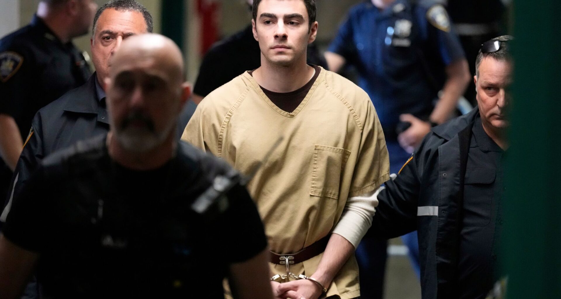 Luigi Mangione's federal trial delayed until October in killing of UnitedHealthcare CEO