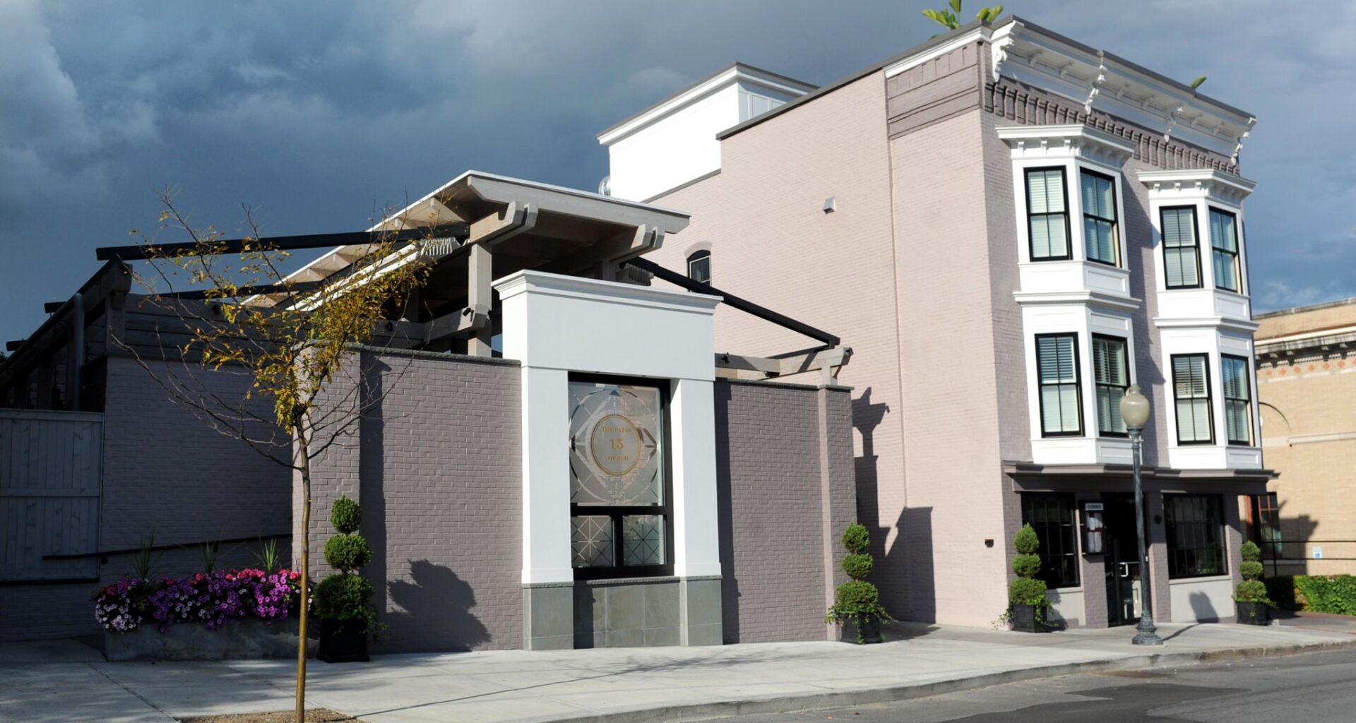 15 Church restaurant in Saratoga sold