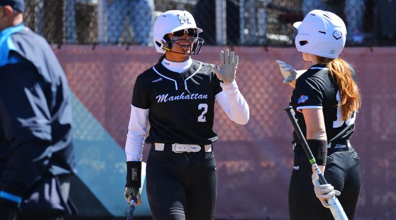 Softball Competes At Quinnipiac Friday