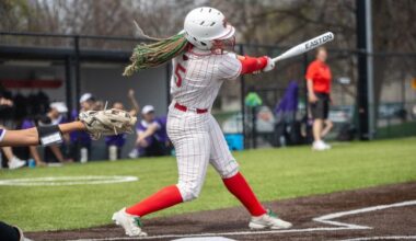 No. 11 WashU Softball Beats NYU Twice to Open Series
