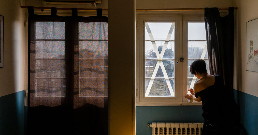 Two Diaries of War, From Opposing Sides of Iran’s Political Divide