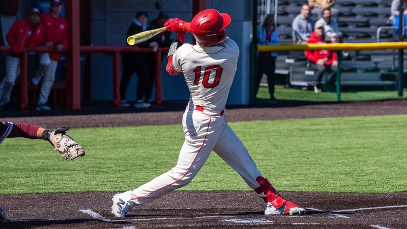 Two Big Innings Sees No. 14 WashU Baseball Down NYU, 23-5