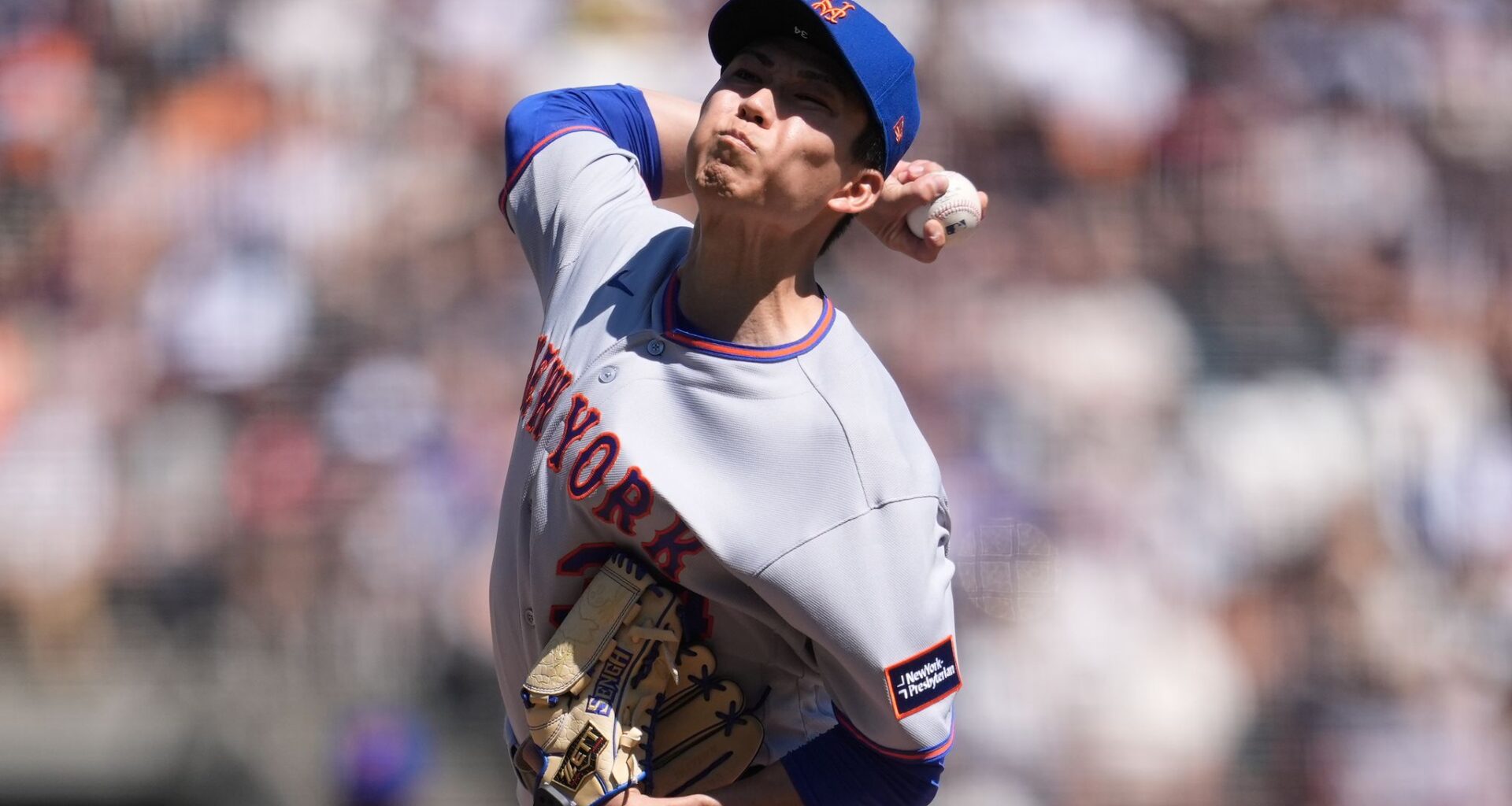 Torrens' pinch-hit double keys Mets' 4-run 8th as New York knocks off the Giants again, 5-2