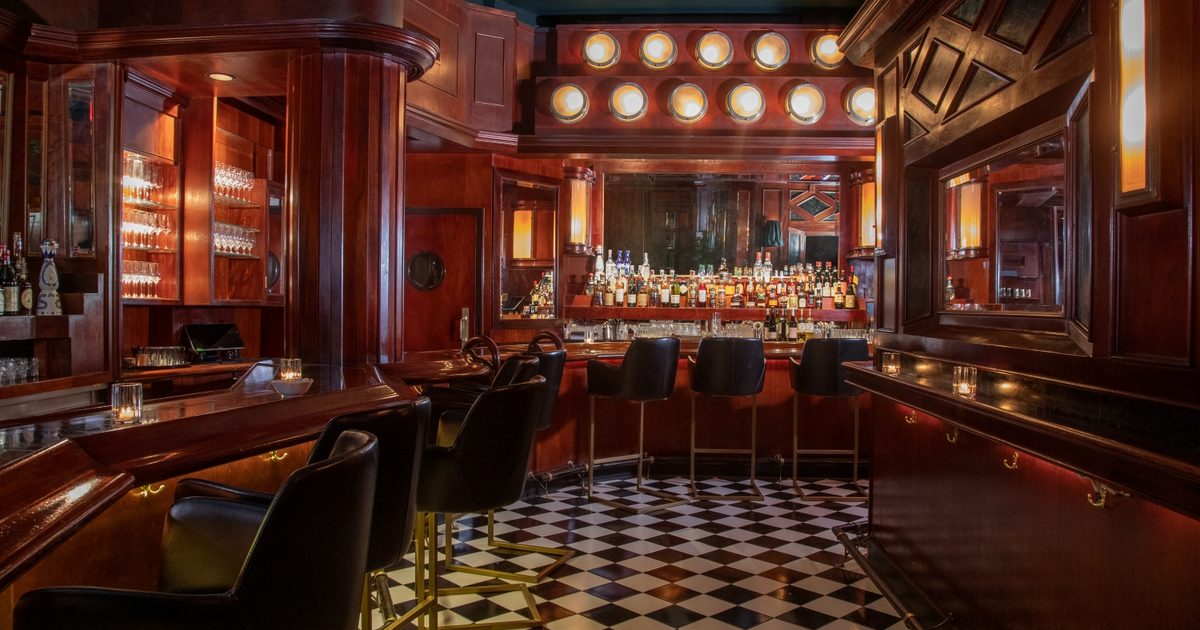 New York City restaurants and bars