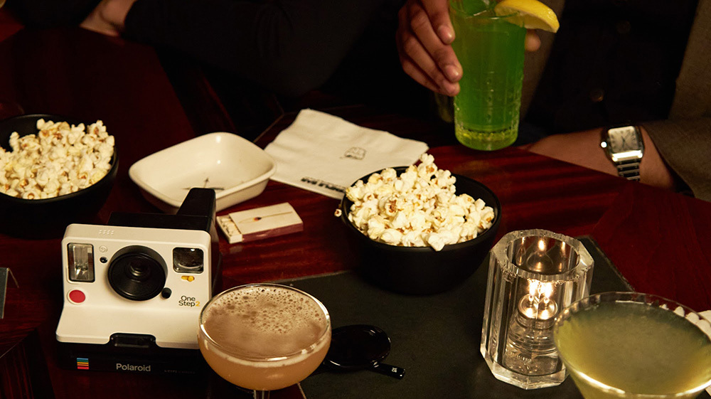 Temple Bar ’90s Takeover in NYC: Dates and Details