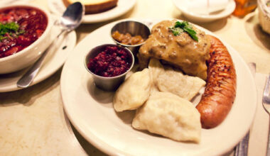 Veselka Brings Back 24-Hour Service Starting April 17