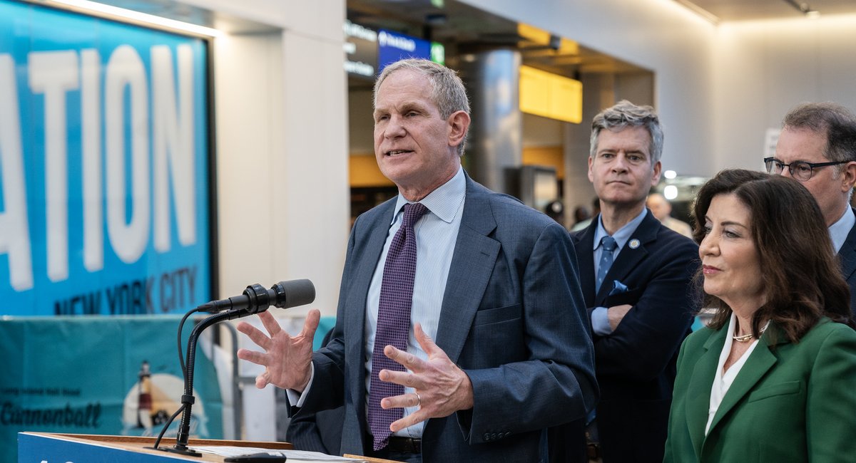 MTA sits on sidelines as Trump and NJ Transit rebuild Penn Station