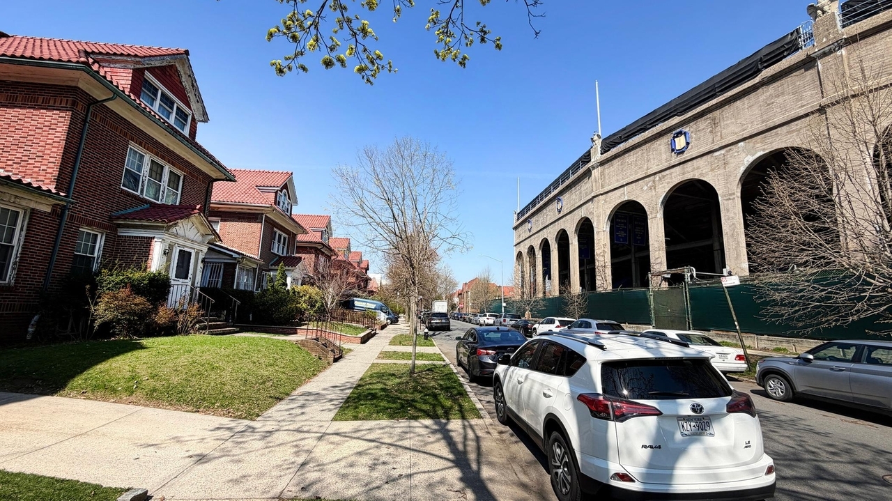 Forest Hills Stadium concerts: NYPD, Queens civic group settle lawsuit over street closures, neighborhood disruption