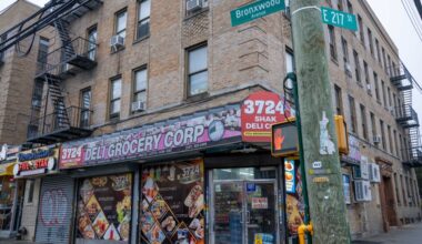 Man, 21, surrenders to cops after fatal shooting outside Bronx bodega