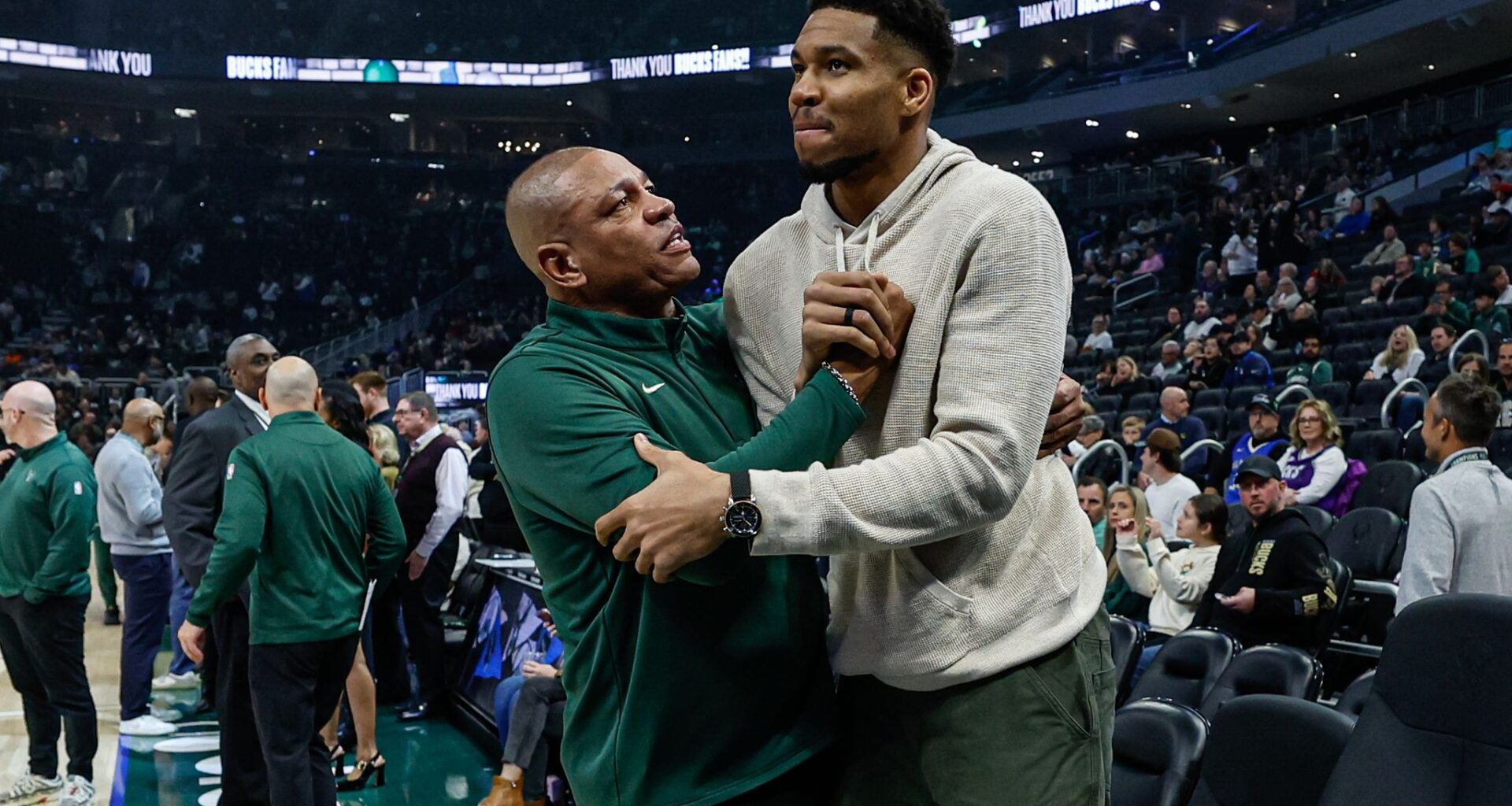 Green makes 11 3-pointers to set Bucks' single-game record in 125-108 win over Nets