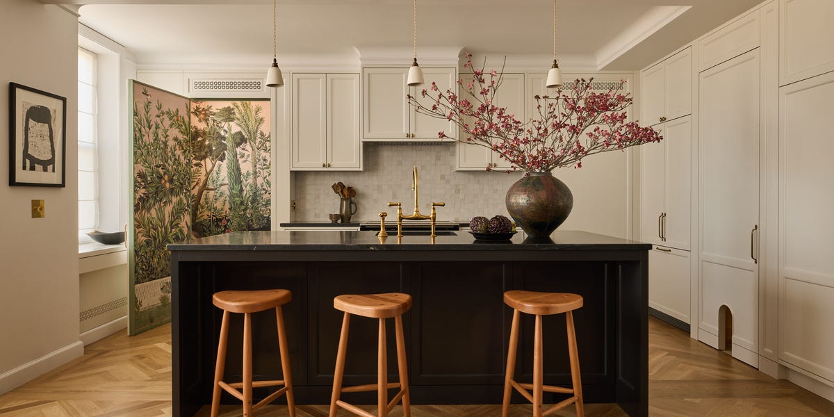 This Prewar Brooklyn Apartment Designed By Space Exploration Is Full of Surprises