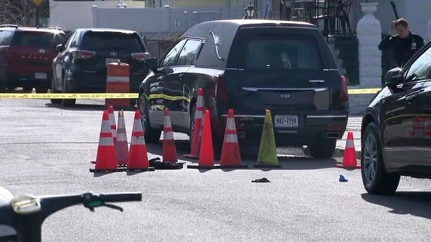 Richard Carter, of Valley Stream, dies in Queens shooting; NYPD seeking suspect