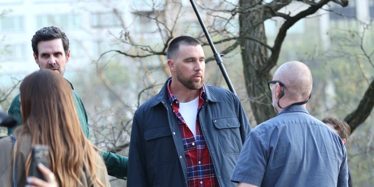 Taylor Swift Spotted at Plaza Hotel in NYC While Travis Shoots Tommy Hilfiger Campaign