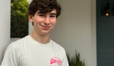 Manhattan Beach teen raises $150,000 after cuts to UCLA LGBTQ health center – Daily Breeze