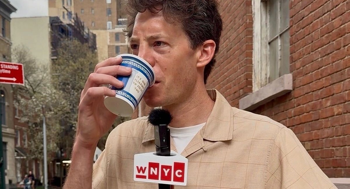 The increasingly rare breed of New Yorkers who drink hot coffee year round