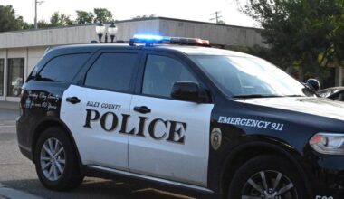 Topeka men arrested after allegedly stealing safe from Manhattan home