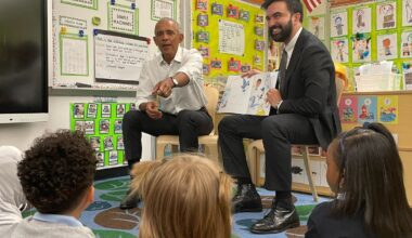 Mamdani and Obama make first joint appearance at Bronx child care center