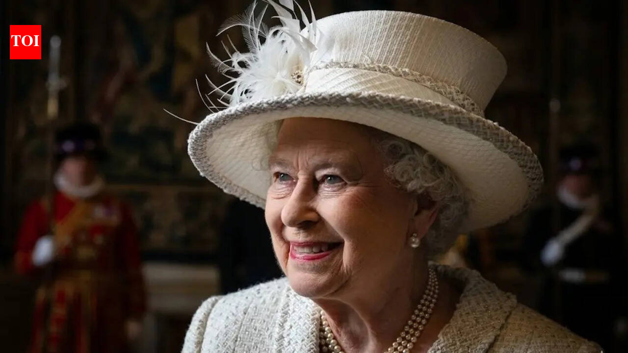 Queen Elizabeth Ii Biography: Queen Elizabeth II’s private papers opened for first official biography project | World News