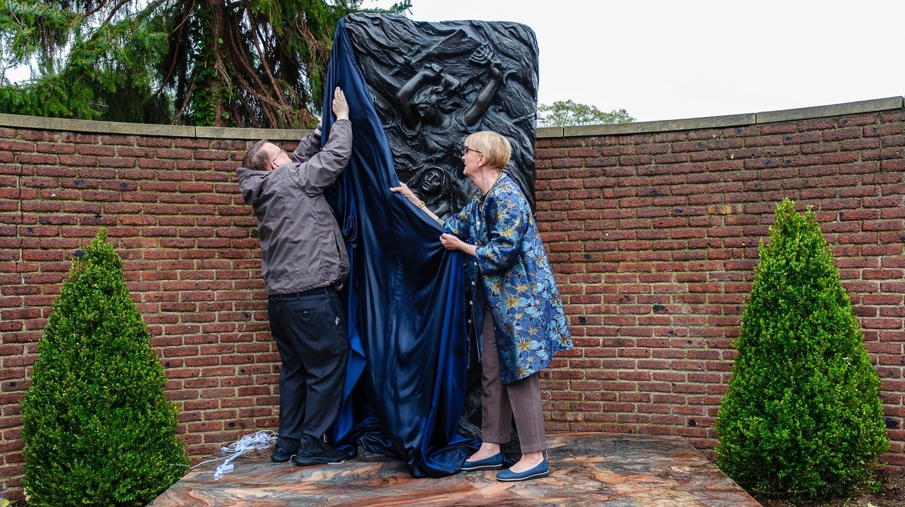 'Monument to the Warsaw Ghetto Uprising' moves to Holocaust Memorial and Tolerance Center of Nassau County