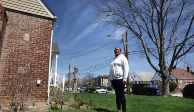 Living in JFK, LaGuardia flight paths might be noisy, but it's not a dealbreaker for buyers