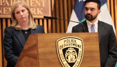 Mayor Mamdani: NYPD disbanded narcotics team after beating in Brooklyn liquor store