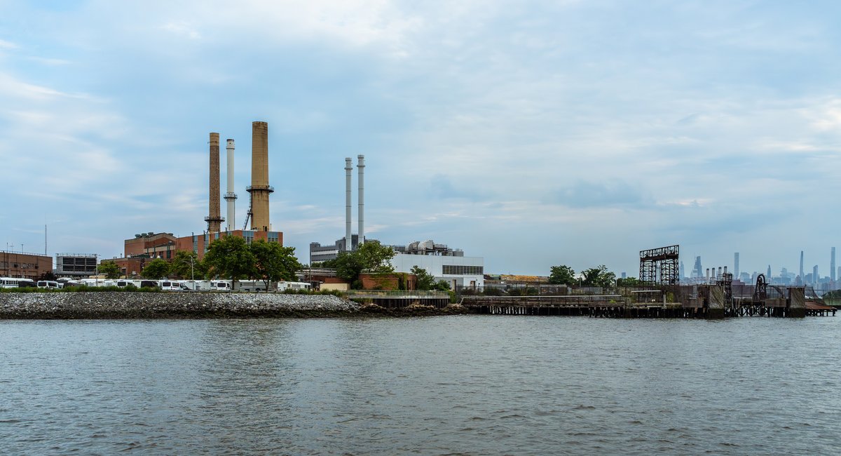 2 Rikers officers suspended after first detainee death of the year, per oversight report