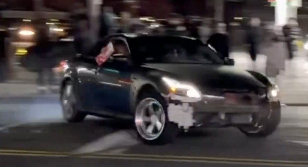 NYPD arrests Bronx man in Queens car takeover, 7 still sought
