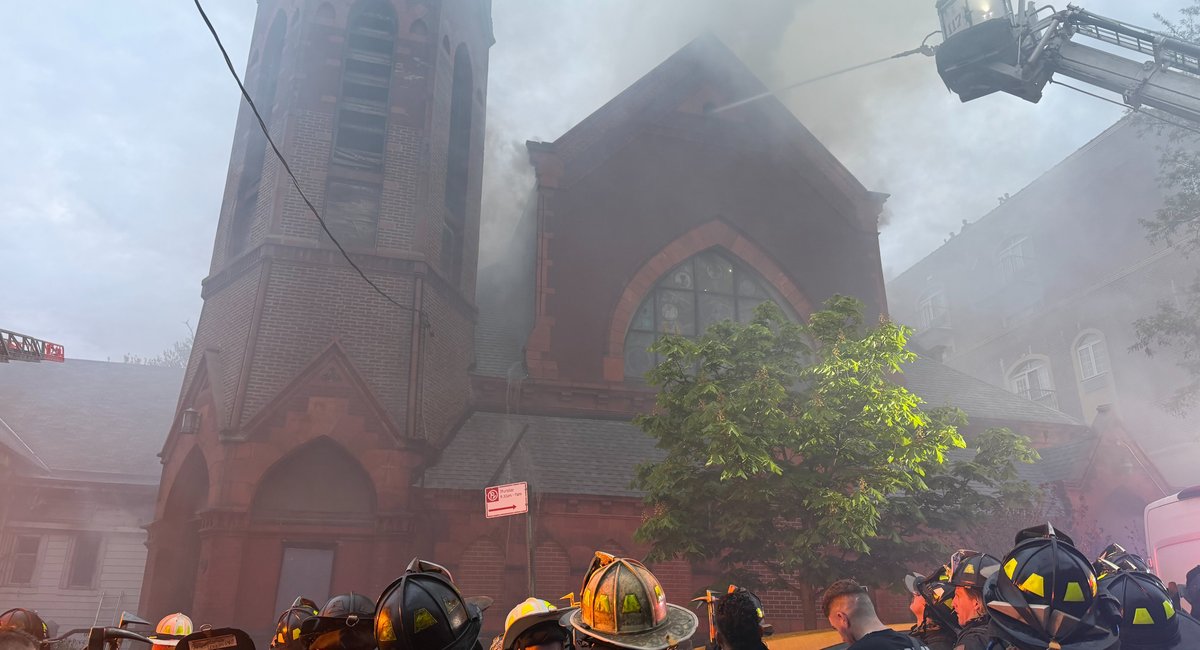 5-alarm blaze burns at Queens church and rectory, FDNY says