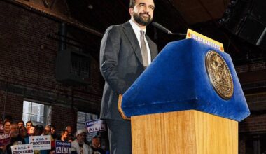 Mamdani Applauded for Veto of Bill Restricting Right to Protest Near NYC Schools and Universities