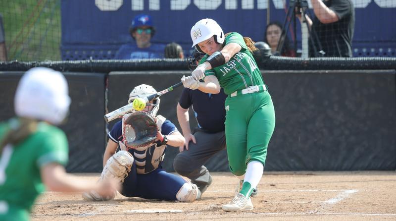 Jaspers Score 17 Runs Across Two Games In Softball's Friday Split With Niagara