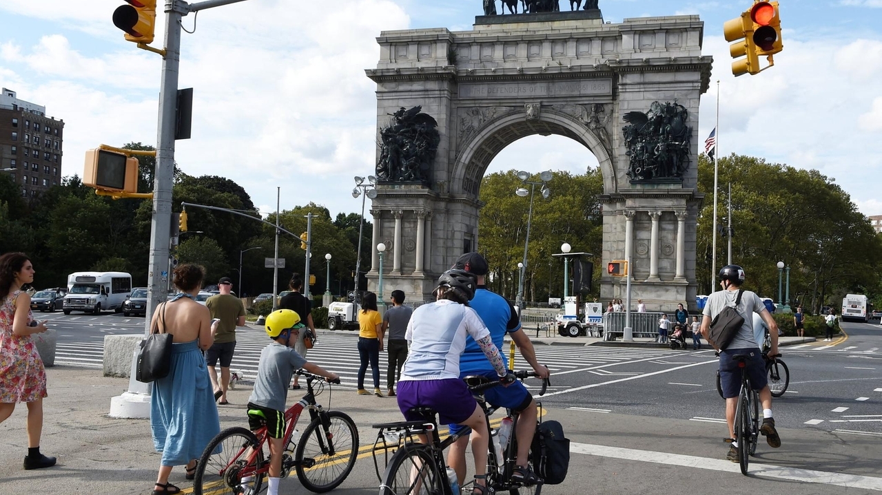 Public transit in NYC: How Mayor Zohran Mamdani plans to get New Yorkers to drive less