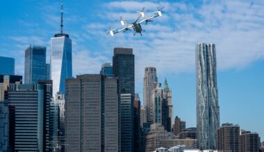 Electric ‘air taxis’ are traveling between JFK Airport and Manhattan this week