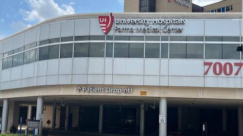 US-NEWS-UNIVERSITY-HOSPITALS-HELPS-SEVEN-HILLS-1-PLD.jpg