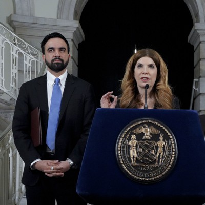 Mamdani and Menin join forces to call for Hochul to send more $$$ to NYC