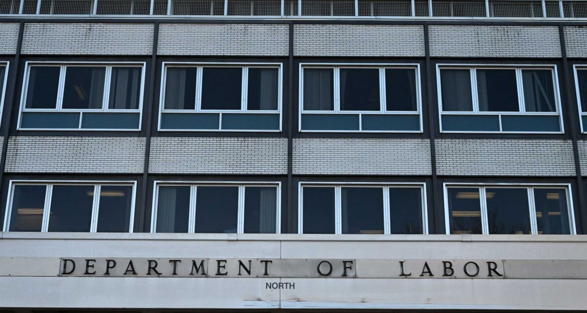 Mother denied NY Labor Department promotions wins $1.06M verdict