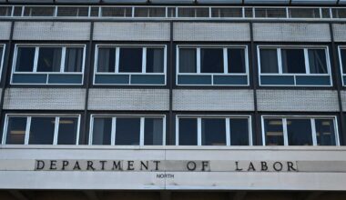 Mother denied NY Labor Department promotions wins $1.06M verdict