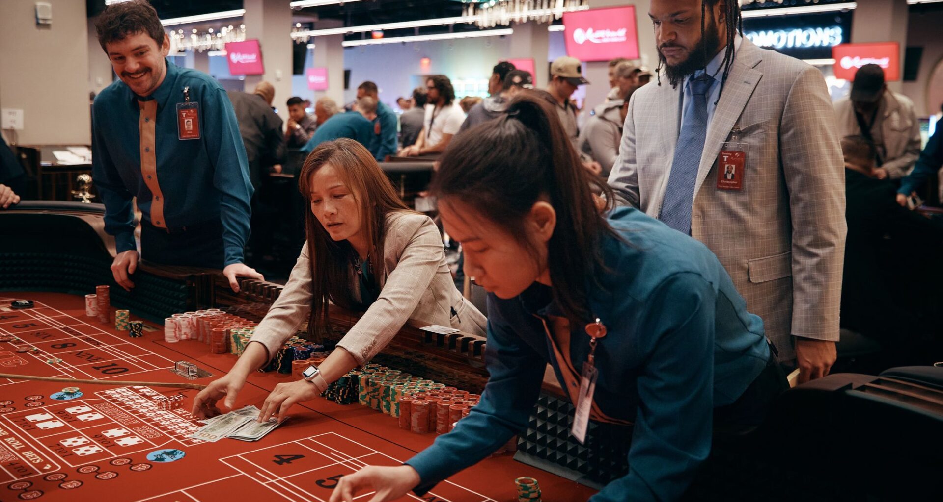 New York City's first full casino with live table games opens