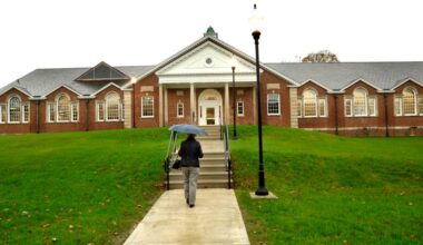 Newtown budgets voted down, residents push for deeper cuts