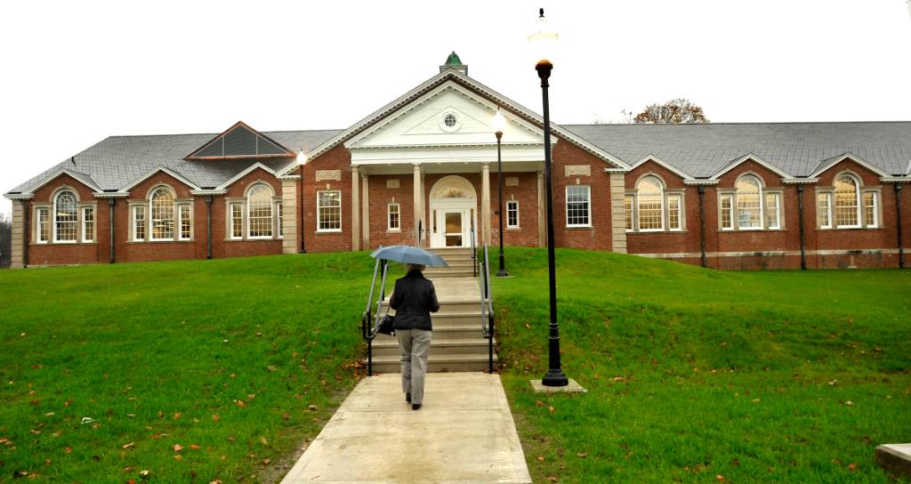 Newtown budgets voted down, residents push for deeper cuts