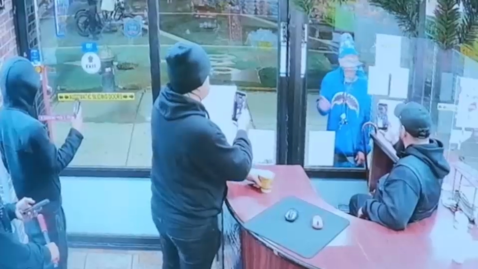 NYPD investigates after officers shoot man with knife in East Harlem