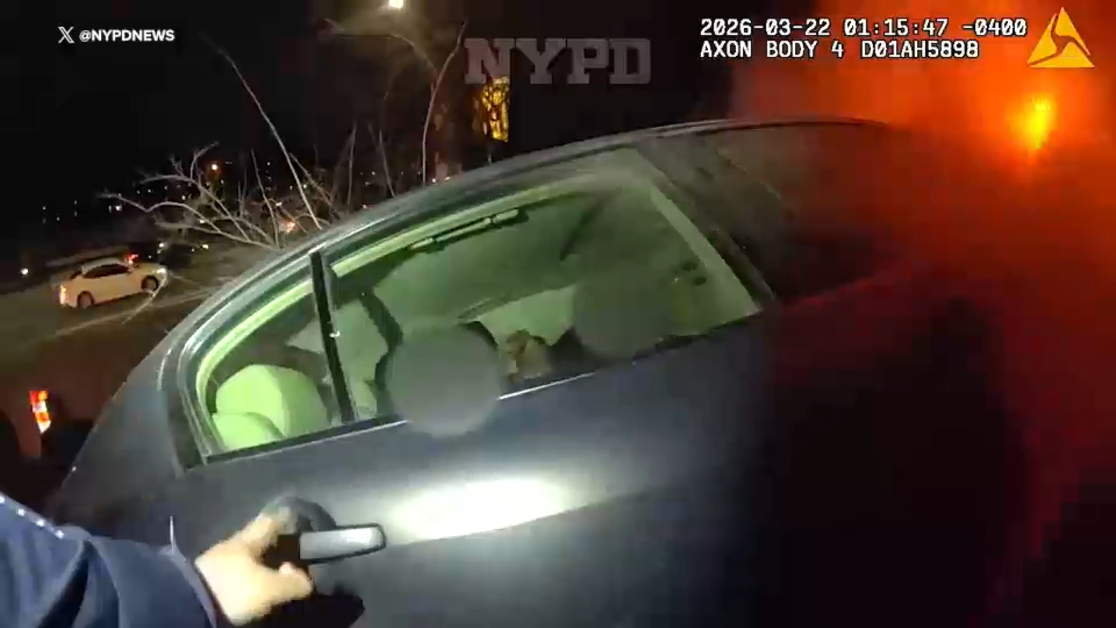 Troopers, NYPD officers pull passengers from fiery wreck on Grand Central Parkway in Queens, NYC